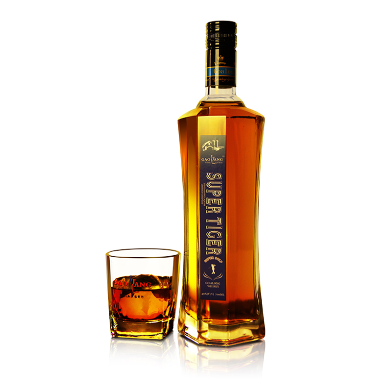 Goalong Super Tiger míchaná whisky 700 ml 40% abv